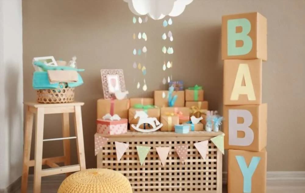 How much to spend on a baby shower gift in 2023